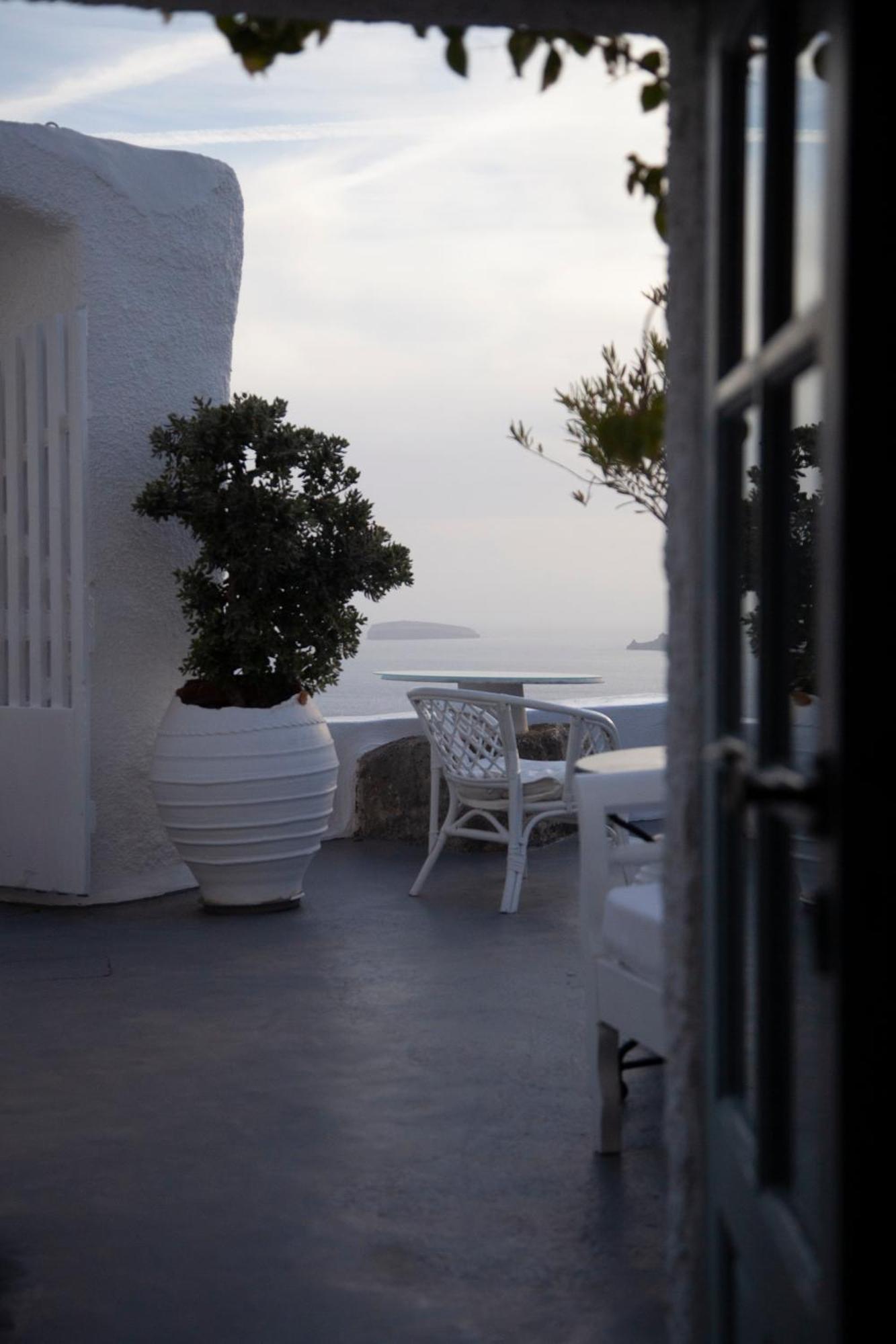 Alexander'S Suites Oia  Bagian luar foto