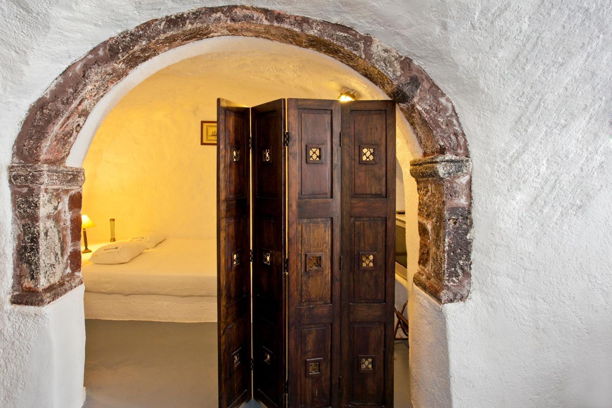 Alexander'S Suites Oia  Bagian luar foto