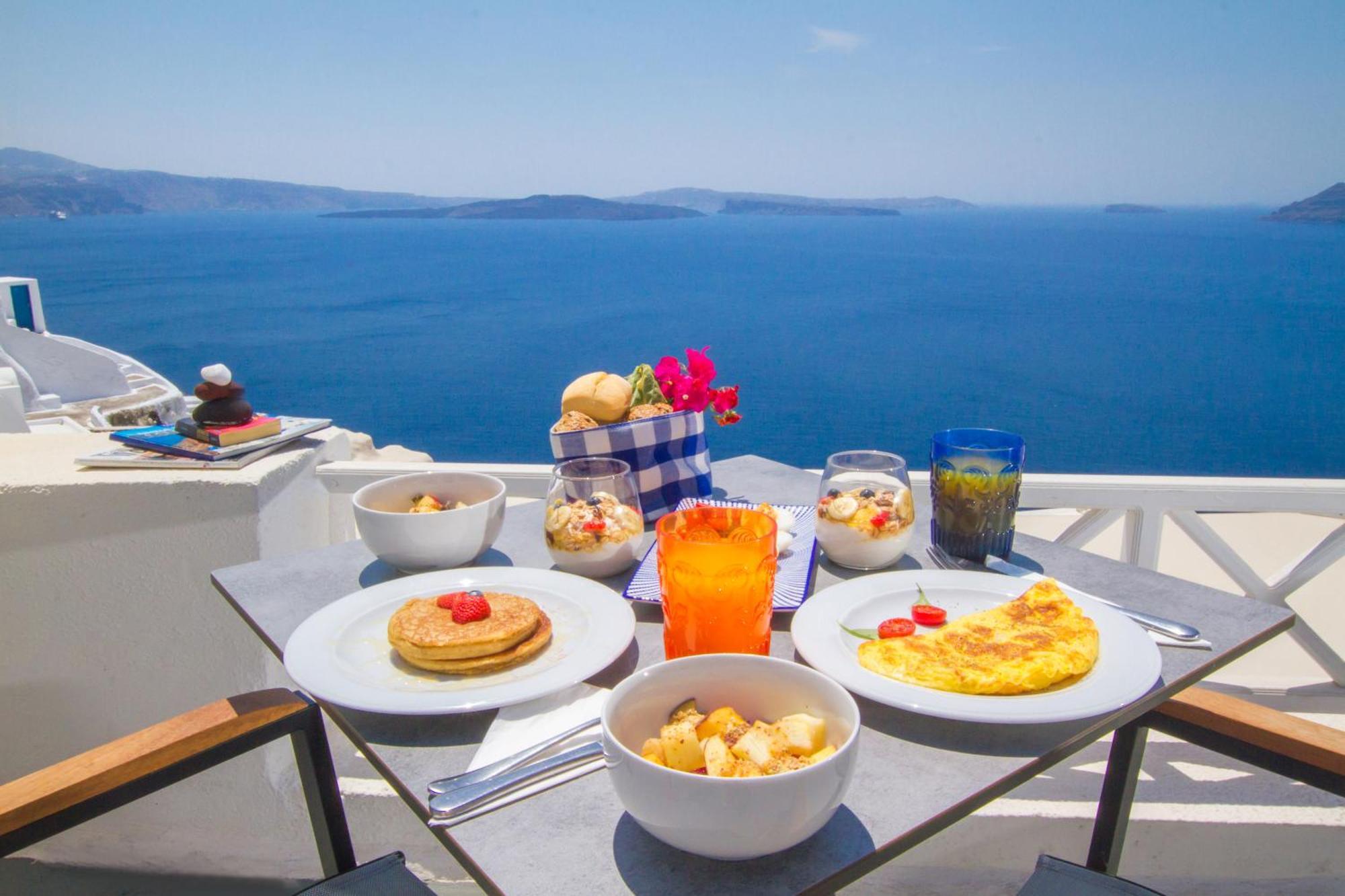 Alexander'S Suites Oia  Bagian luar foto
